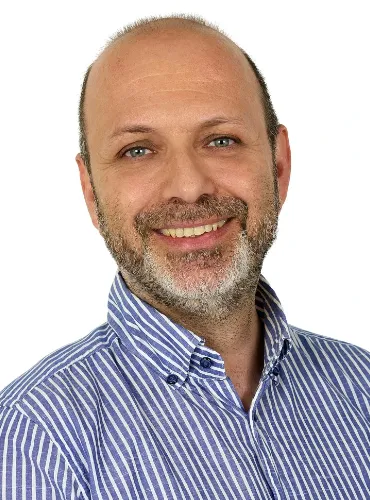 András Weidner, M.D.